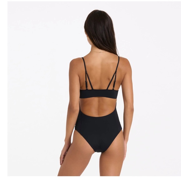 BNWT Vuori swim suit - Picture 3 of 4